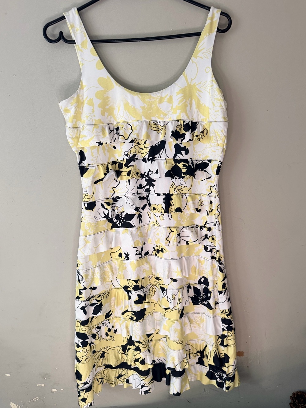 Tango Mango Ruffle dress sleeveless
